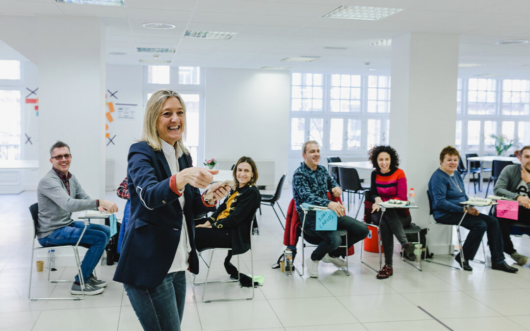 Coaching sistémico de equipos: claridad de roles, hibridación y las cegueras de nuestra propia disciplina